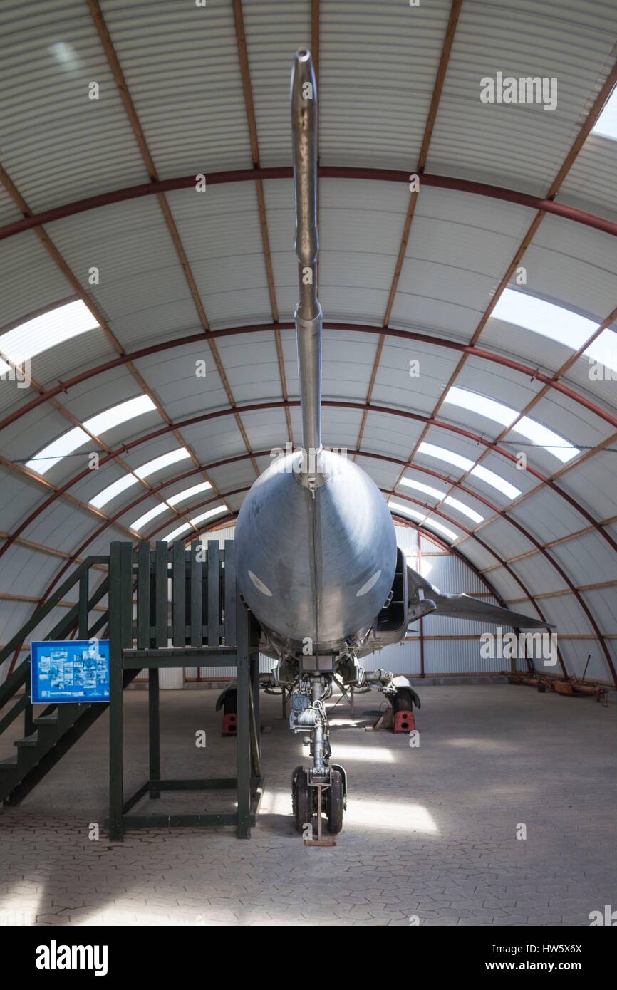 Le Danemark, Langeland, Bagenkop, Langelandsfort Musée canadien de la guerre froide, guerre froide artefacts à l'ancienne base de l'OTAN, l'ex-armée de l'Air polonaise chasseurs Mig-23 Banque D'Images