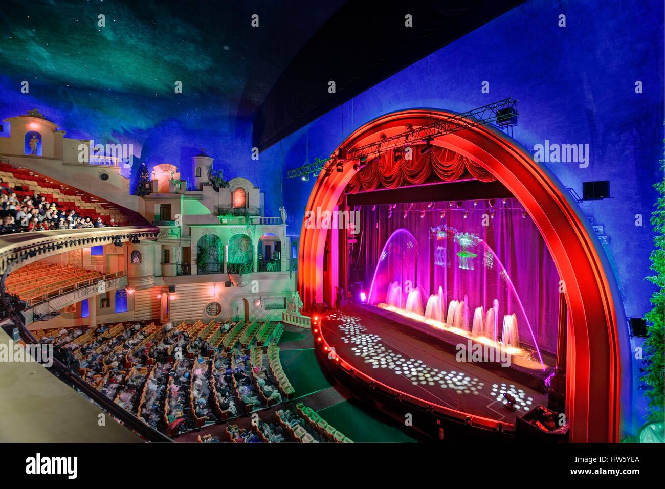 Marathon Harry Potter Grand Rex 2022 France paris grand rex cinema Banque de photographies et d'images à haute  résolution - Alamy