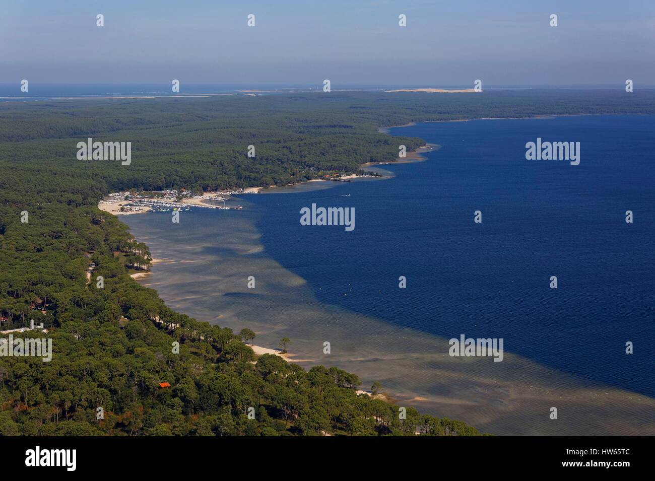 France, Gironde, bassin d'Arcachon, lac de Biscarosse (vue aérienne) Banque D'Images