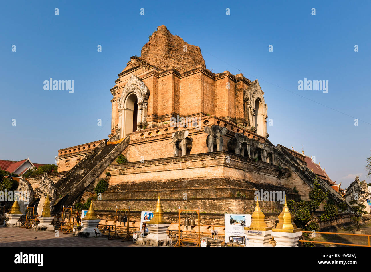 Wat Chedi Luang, Pagode, Chiang Mai, Thaïlande Banque D'Images