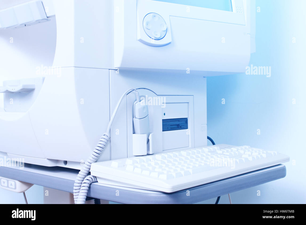 L'équipement pour l'ophtalmologie Banque D'Images