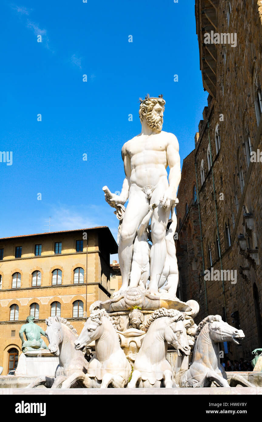 Détail architectural de la fontaine de Neptune de la Piazza della Signoria (Florence, Italie) Banque D'Images