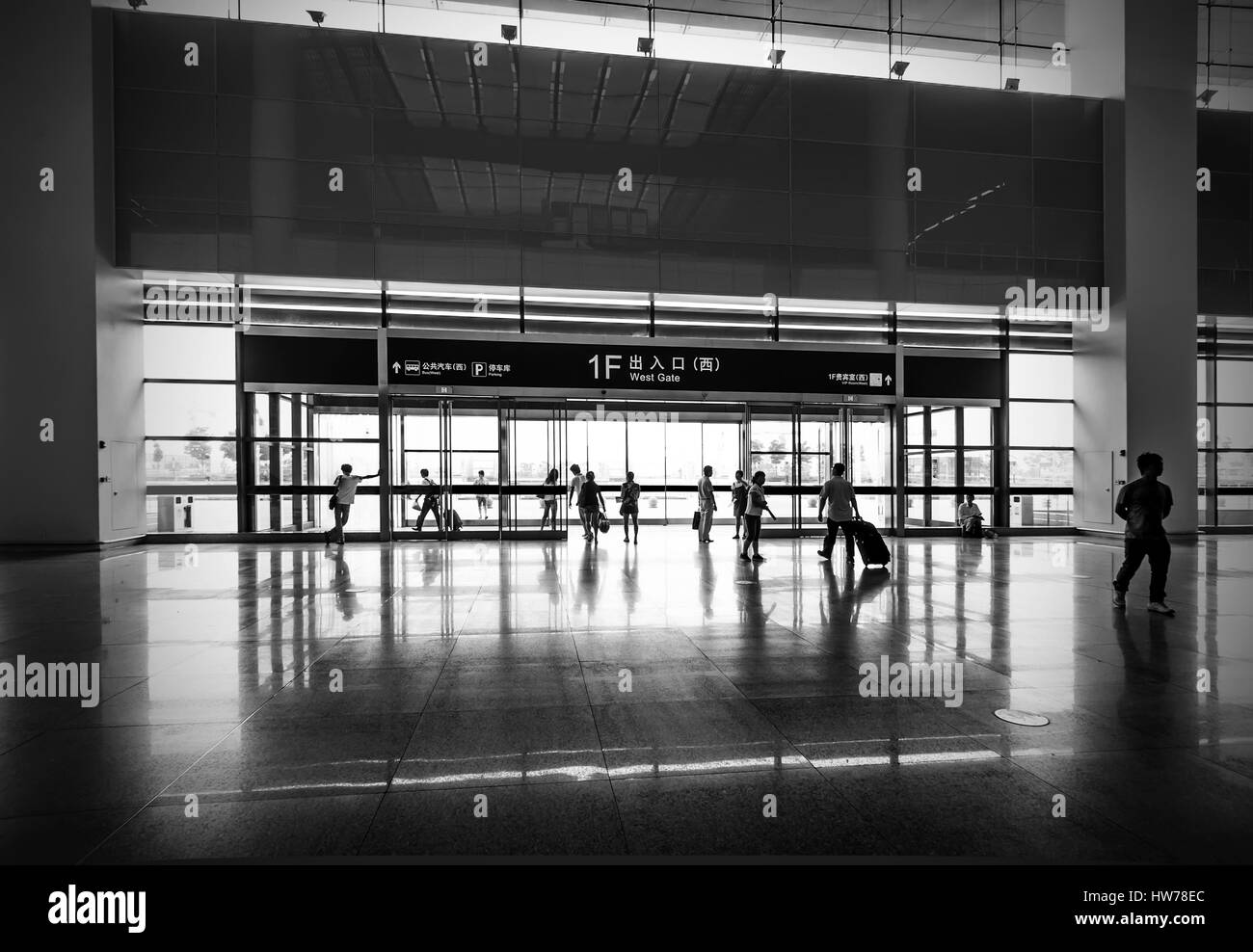 Passager à l'aéroport, le motion blur Banque D'Images