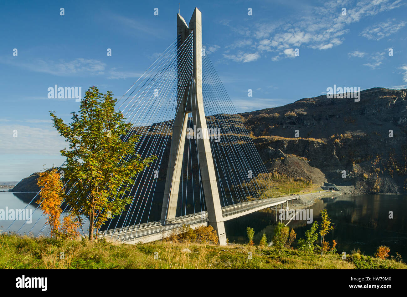 Le Finnmark Norvège Summer Kafjord bridge Banque D'Images