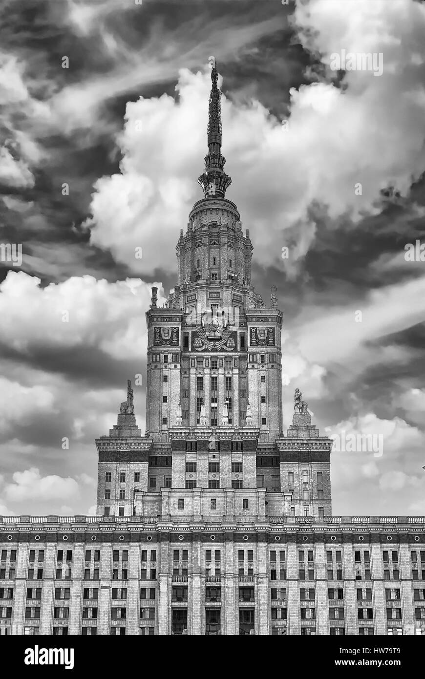 L'Université d'État Lomonosov, bâtiment emblématique et une visite à Moscou, Russie Banque D'Images