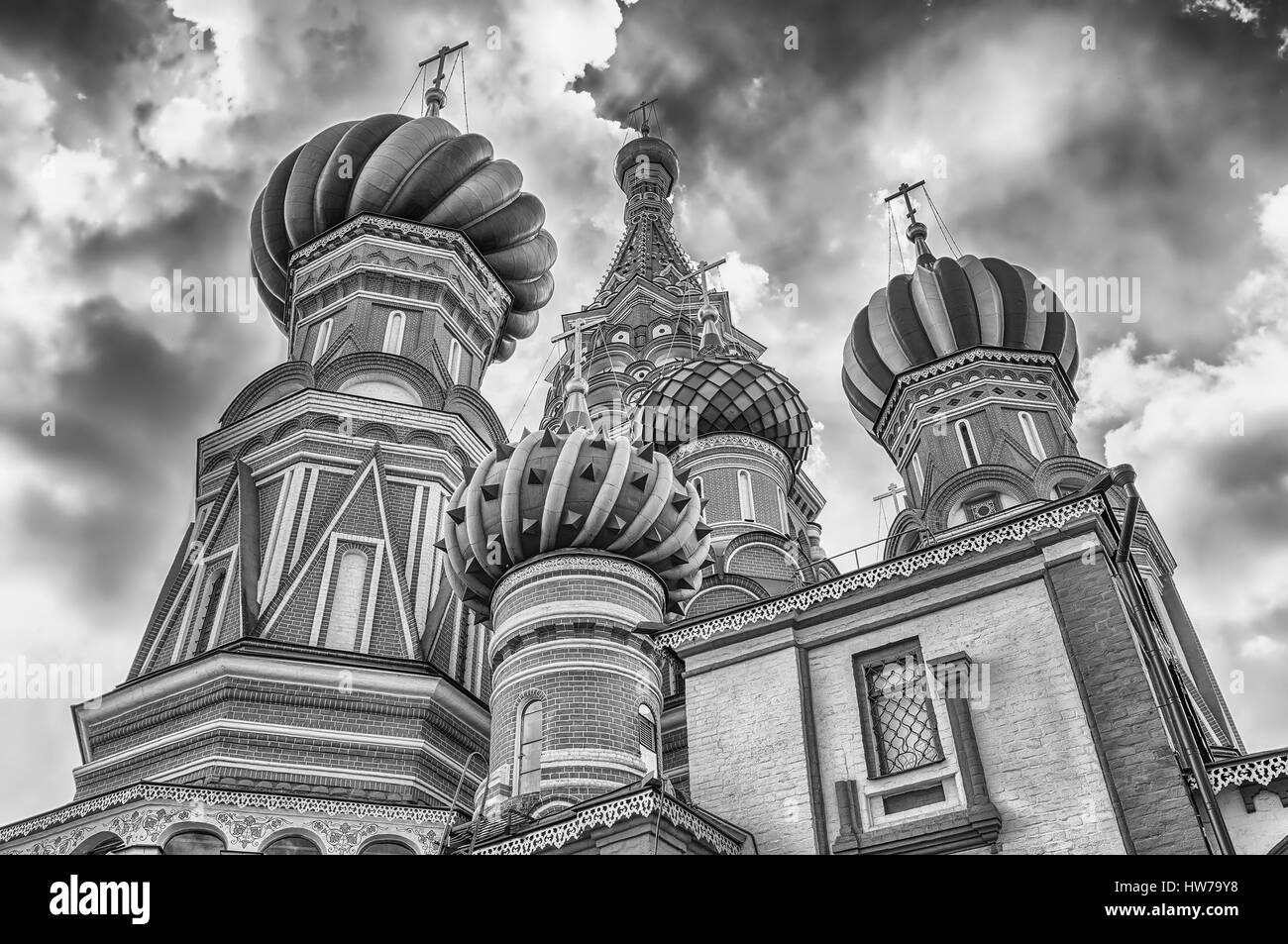 La magnifique cathédrale orthodoxe Saint Basile, établissement emblématique sur la Place Rouge à Moscou, Russie Banque D'Images