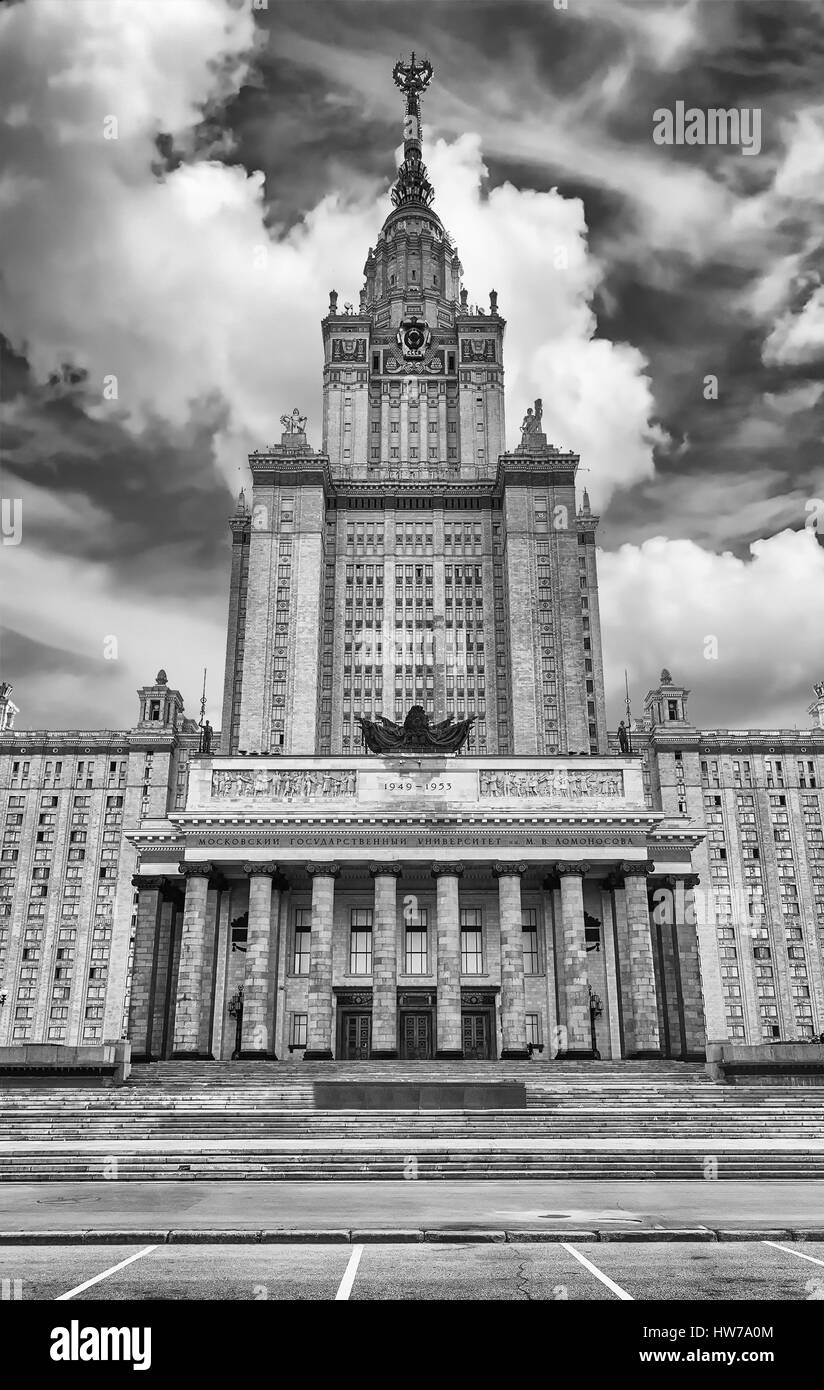 L'université d'État Lomonosov, bâtiment emblématique et une visite à Moscou, Russie Banque D'Images