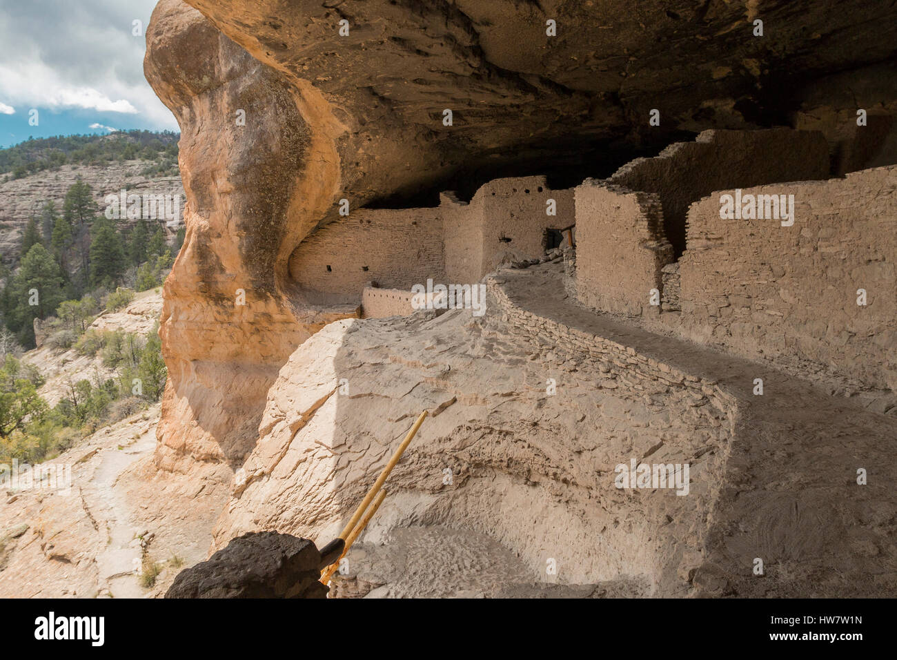 Ruines à Gila Cliff dwellings National Monument, Nouveau Mexique Banque D'Images