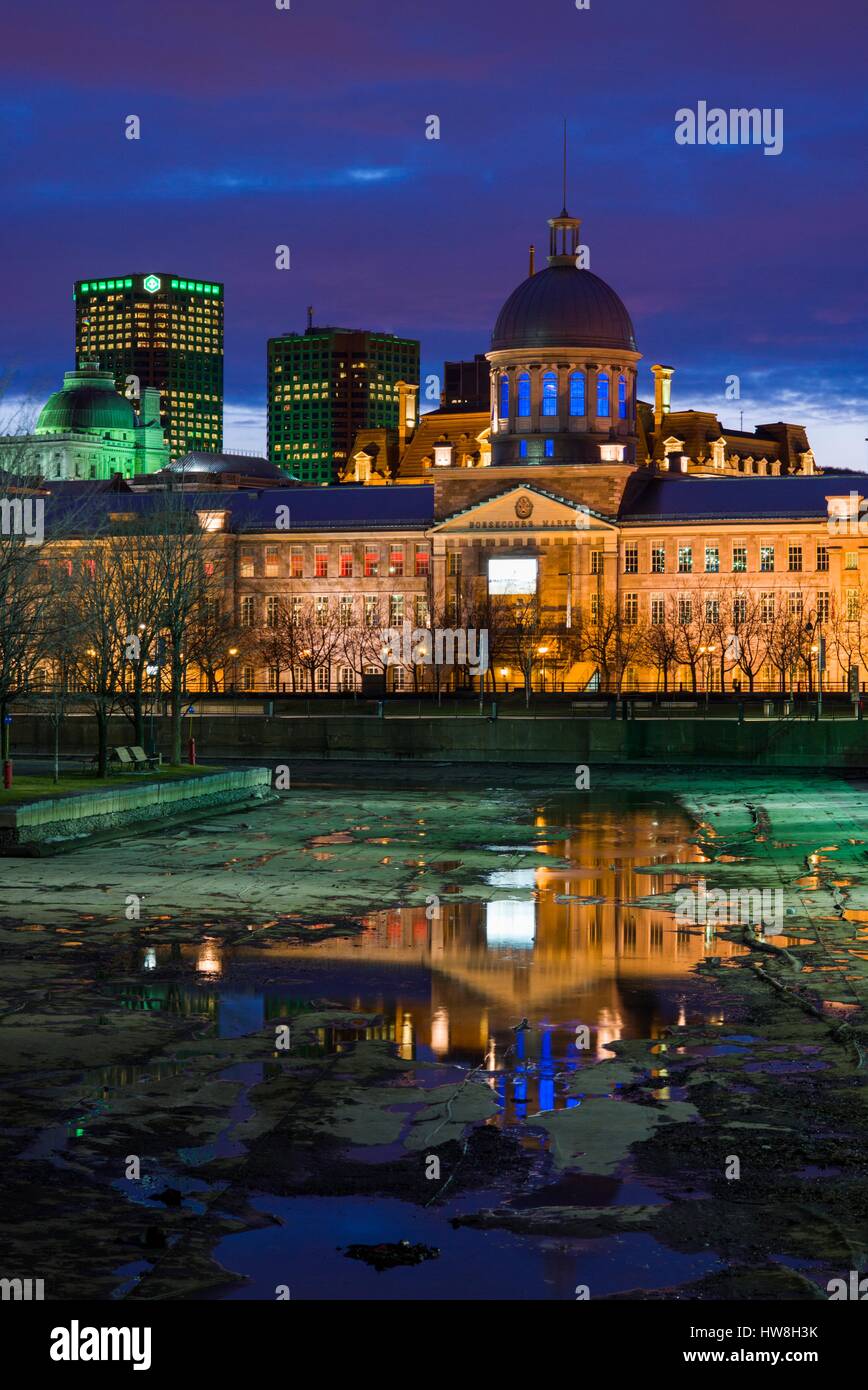 Canada, Québec, Montréal, Vieux Port, bâtiment du marché Bonsecours, Marches, dusk Banque D'Images