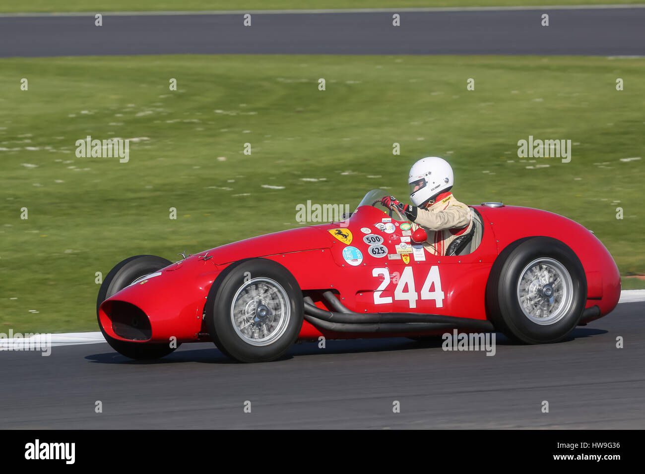 Prises au Vintage Sports Car Club (CSECC) réunion de début de printemps à Silverstone le 18 avril 2015 Banque D'Images