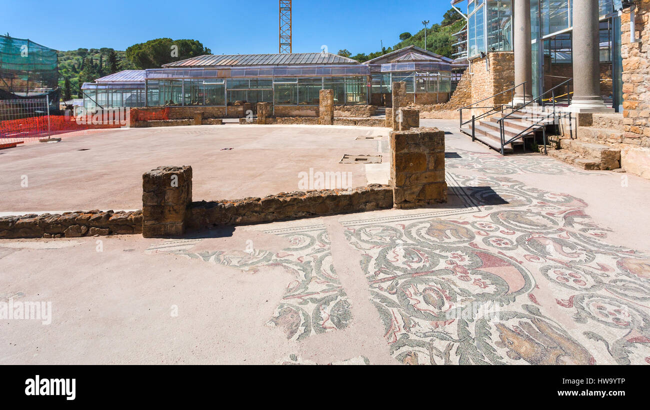 PIAZZA ARMERINA, ITALIE - 29 juin 2011 : entrée à la Villa Romana del Casale. Cette ancienne villa a été construite dans le premier quart du 4e siècle et Banque D'Images