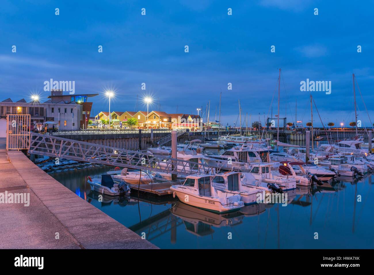 France, Gironde, Le Verdon Sur Mer, Port Medoc, la marina Photo Stock -  Alamy