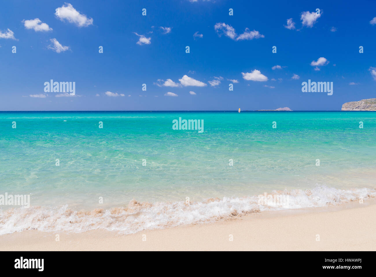 Plage de sable fin idéale de Falassarna, au sud ouest de l'île de Crète, Grèce Banque D'Images