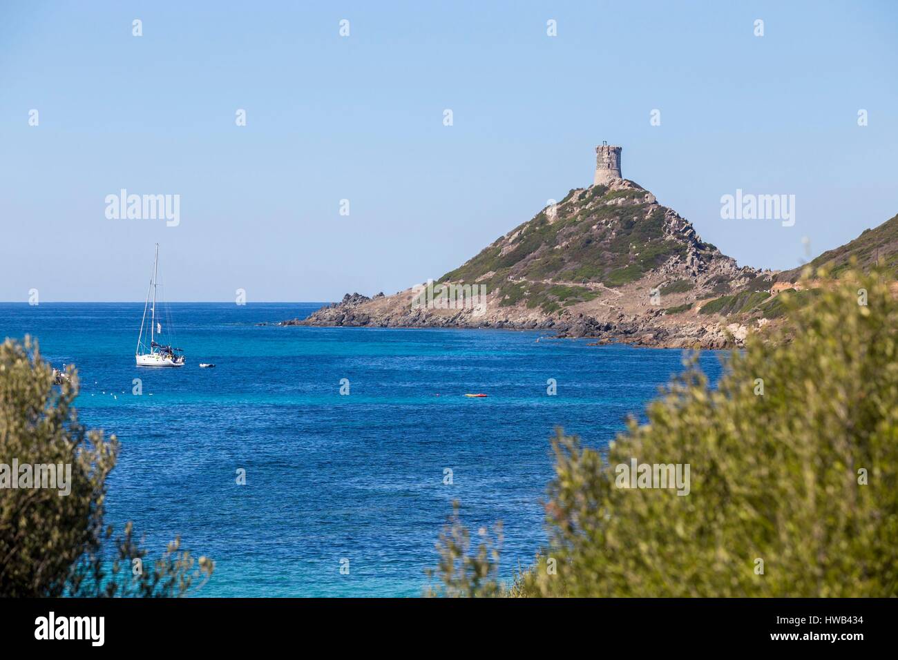 France, Corse du Sud, golfe d'Ajaccio, les îles Sanguinaires, de la péninsule de Parata et la Tour de Parata Banque D'Images