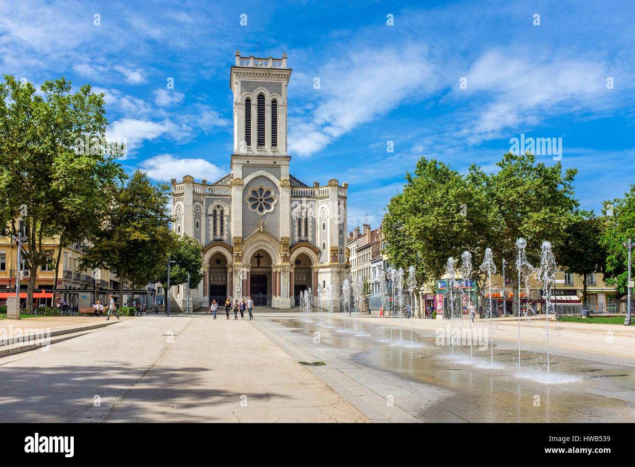France, Loire, Saint Etienne, place Jean Jaurès, Saint Charles Borromée  cathédrale Photo Stock - Alamy