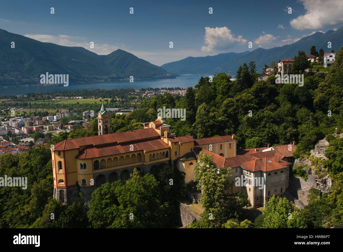 La Suisse, le Tessin, le Lac Majeur, Locarno, l'église Madonna del Sasso Banque D'Images