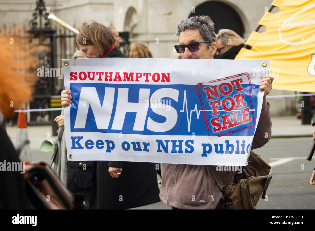 Londres, Royaume-Uni. 18 mars, 2017. Stand Up au racisme manifestation à Londres, Royaume-Uni. Manifestations contre Trump, Brexit, le racisme, l'islamophobie ect. Crédit : Matthieu Appleyard/Alamy Live News Banque D'Images