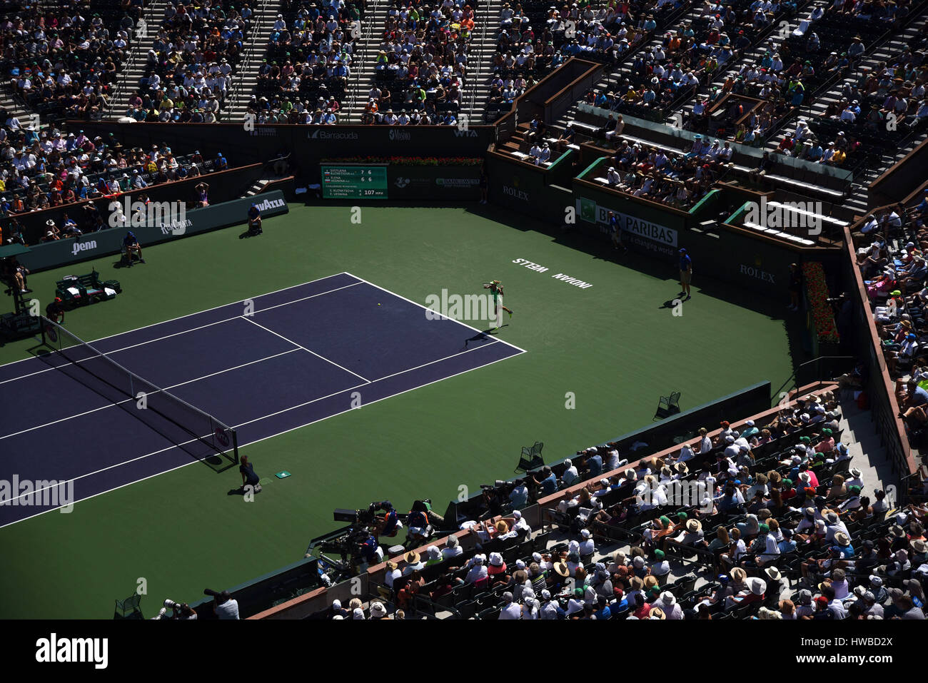 19 mars 2017 : une large stadium tourné comme Svetlana Kuznetsova (RUS) joue Elena Vesnina (RUS) au cours de la BNP Paribas Open à Indian Wells Tennis Garden à Indian Wells, en Californie, John Green/CSM Banque D'Images