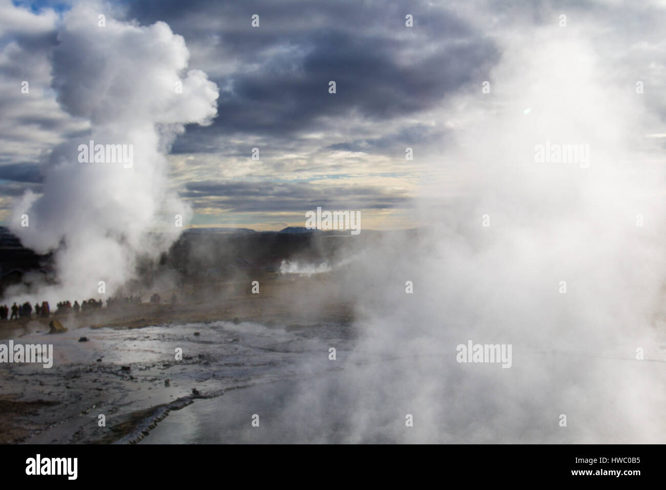 Double en éruption à geysers Geysir, Islande Banque D'Images