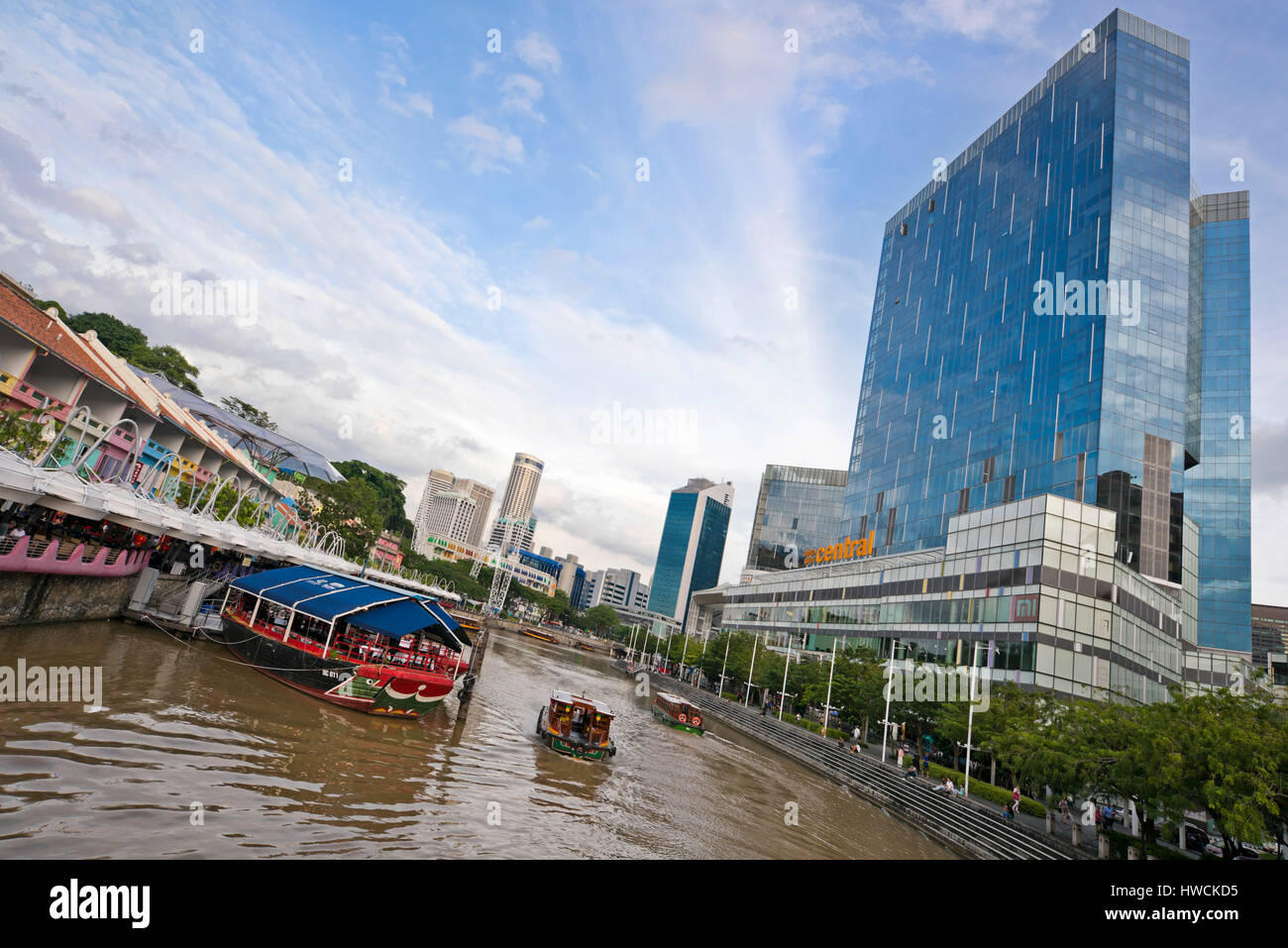 Vue horizontale de Clarke Quay à Singapour. Banque D'Images