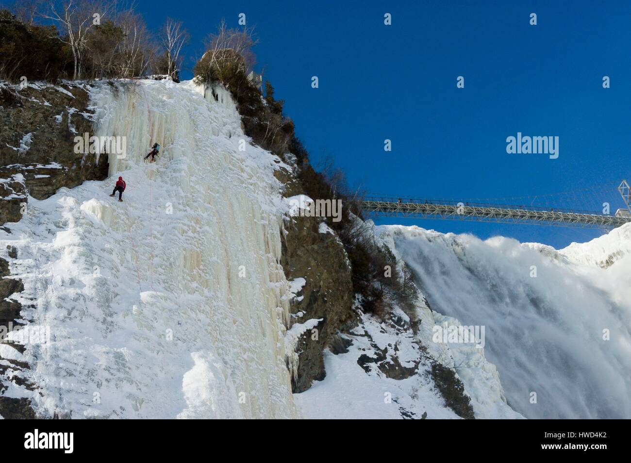 Canada, Province de Québec, ville de Québec, le Parc de la Chute-Montmorency, escalade sur glace Banque D'Images