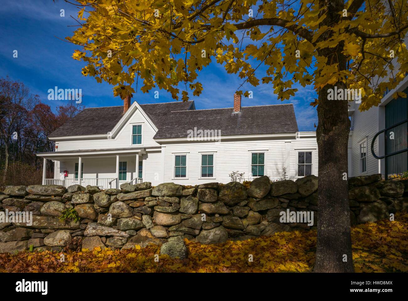 United States, New Hampshire, Derry, ferme et ancienne résidence du poète Robert Frost, automne Banque D'Images