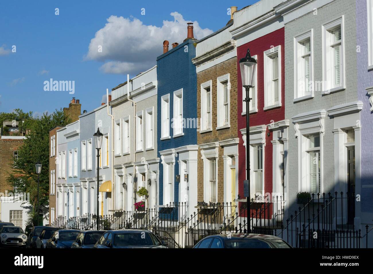 Royaume-uni, Londres, Kensington près de Notting Hill, maisons colorées Banque D'Images