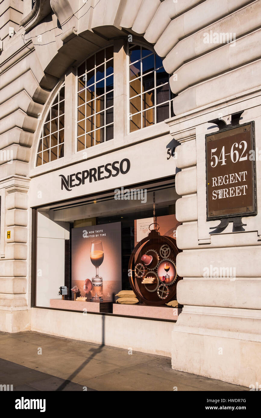 Boutique Nespresso, Regent Street, Londres, Angleterre, Royaume-Uni Photo  Stock - Alamy