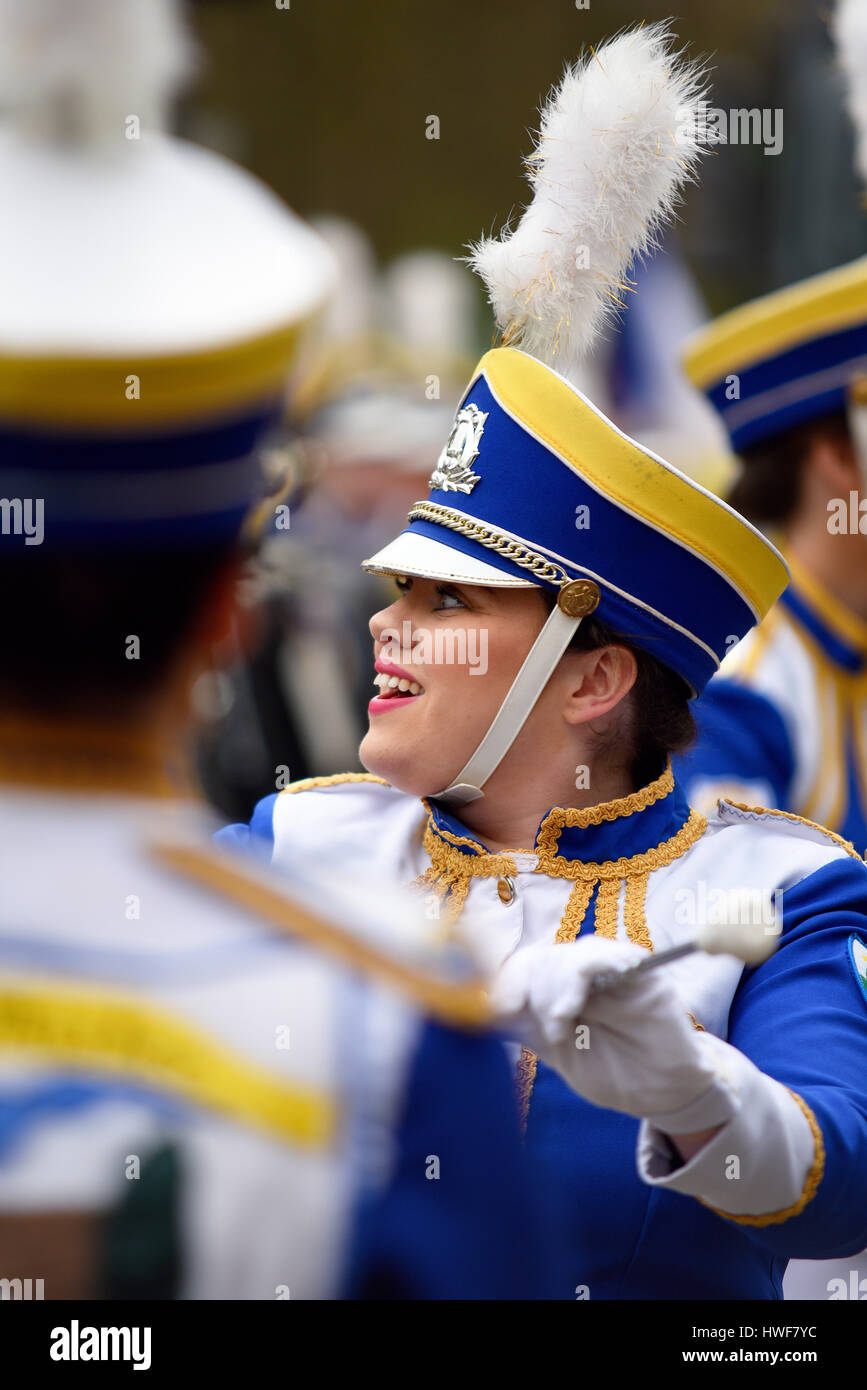 Mayobridge Band Irish Marching band au défilé de la Saint-Patrick de 2017 à Londres, au Royaume-Uni. 7 Fois Tous Les Champions De Fleadh D'Irlande. Banque D'Images