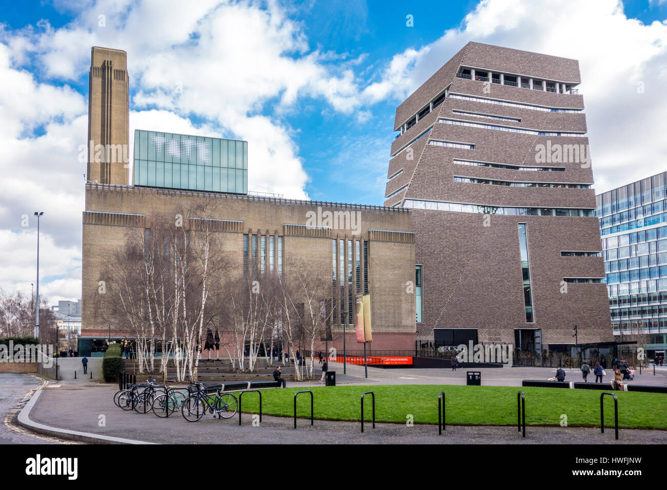 L'interrupteur extérieur de Tate Modern House par Herzog & de Meuron vue d'une rue publique, Bankside, Londres, UK Banque D'Images