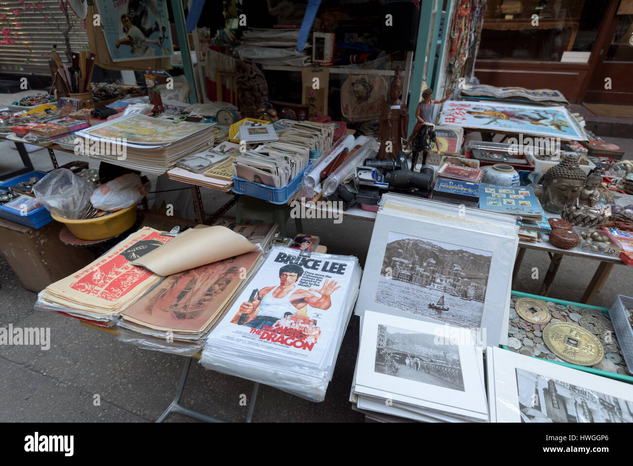 Hong Kong, Hong Kong S.A.R. - Le 26 janvier 2017 : les magasins d'antiquités à Cat Street à Hong Kong. Hollywood Road, Upper Lascar Row aka Cat Street est un grand t Banque D'Images