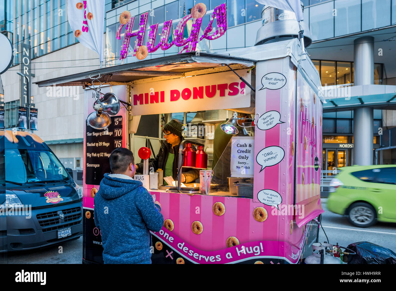 Mini donuts food truck Banque de photographies et d’images à haute