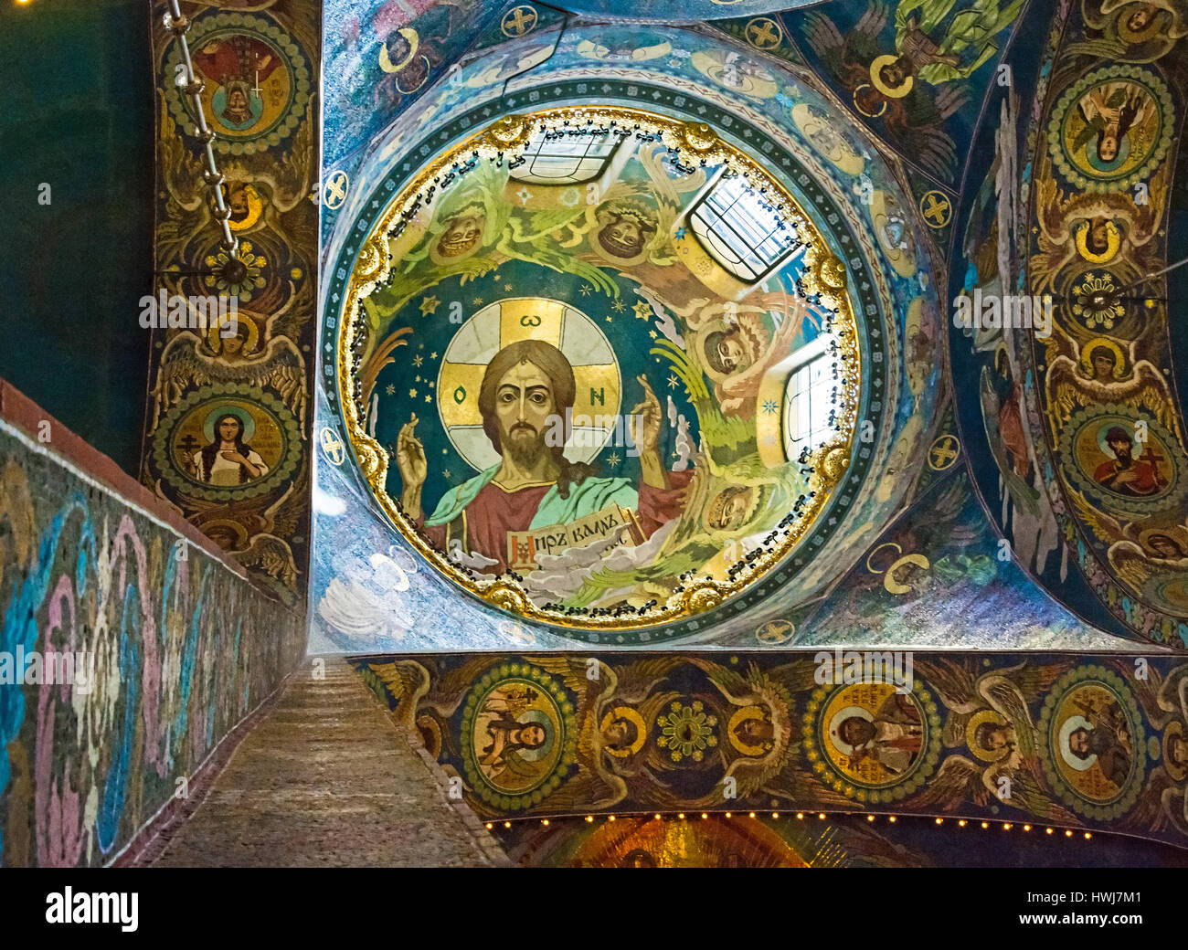 ST. PETERSBURG, Russie - le 14 juillet 2016 : l'intérieur de l'Eglise du Sauveur sur le Sang Versé. Référence architecturale et monument à Alexandre II. L ' Banque D'Images