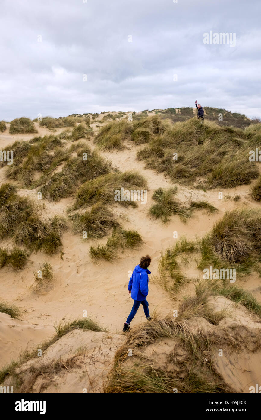 Dunes de sable et la plage de Camber Sands East Sussex UK Banque D'Images