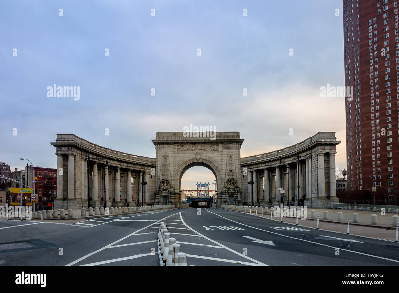Manhattan Bridge Arch Entrée - New York, USA Banque D'Images