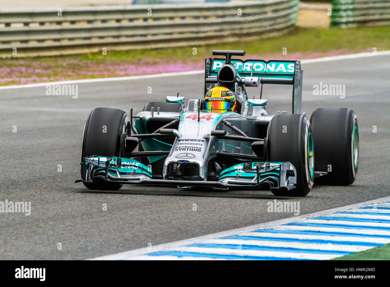 JEREZ DE LA FRONTERA, ESPAGNE - jan 31 : Lewis Hamilton de Mercedes F1 courses sur session de formation le 31 janvier , 2014, à Jerez de la Frontera , Espagne Banque D'Images