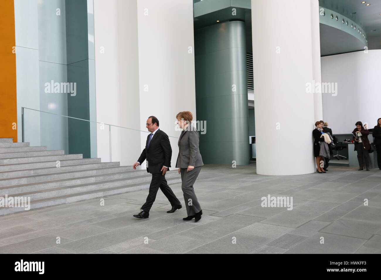 Berlin, Allemagne, le 31 mars 2015 : 17ème Français Allemand ministre consultation tenue avec le Président Hollande et de la Chancelière Merkel. Banque D'Images