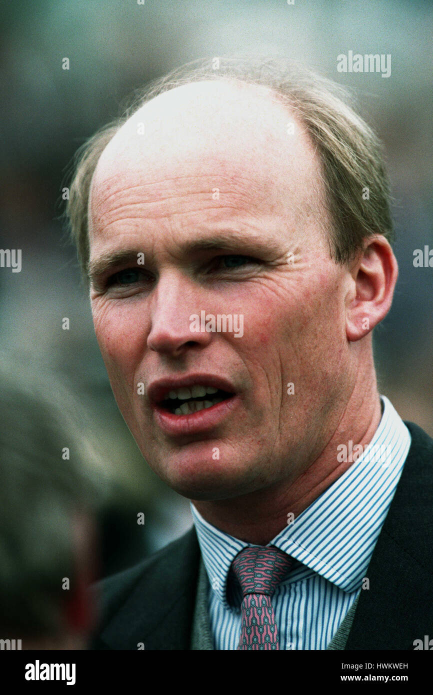 JOHN GOSDEN entraîneur de chevaux de course 11 Novembre 1993 Banque D'Images