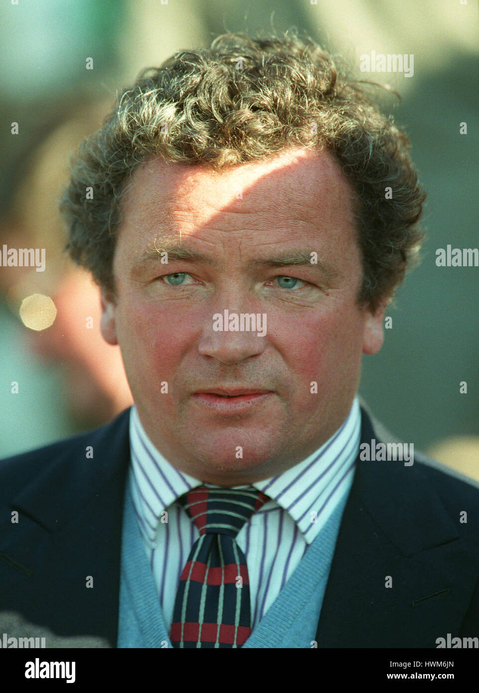 NIGEL TWISTON DAVIES-entraîneur de chevaux de course 04 Novembre 1997 Banque D'Images