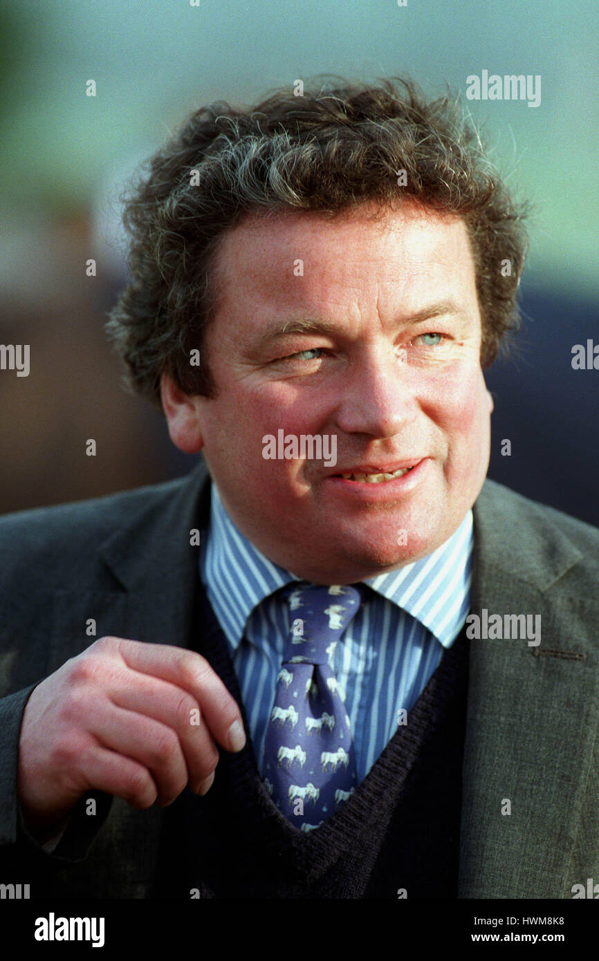 NIGEL TWISTON DAVIES-entraîneur de chevaux de course 14 Décembre 1998 Banque D'Images