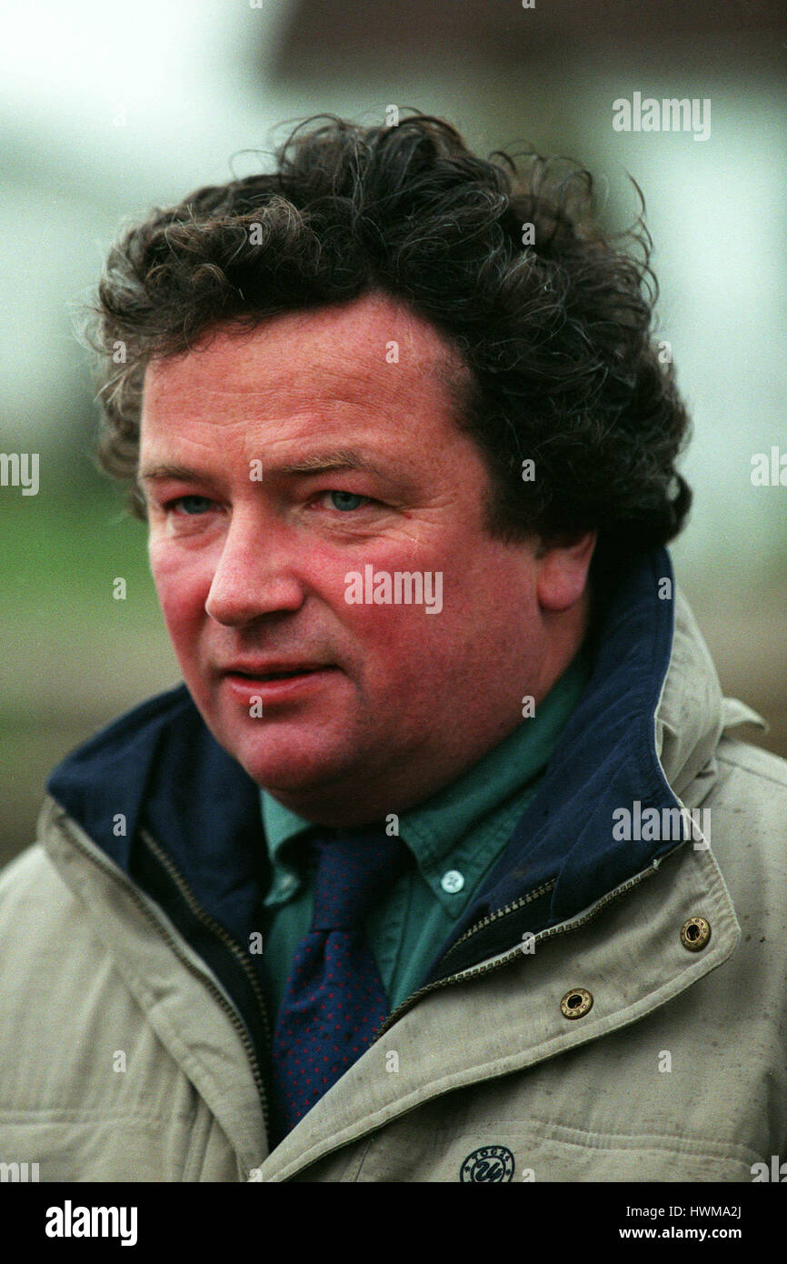 NIGEL TWISTON DAVIES-entraîneur de chevaux de course 25 Janvier 1999 Banque D'Images