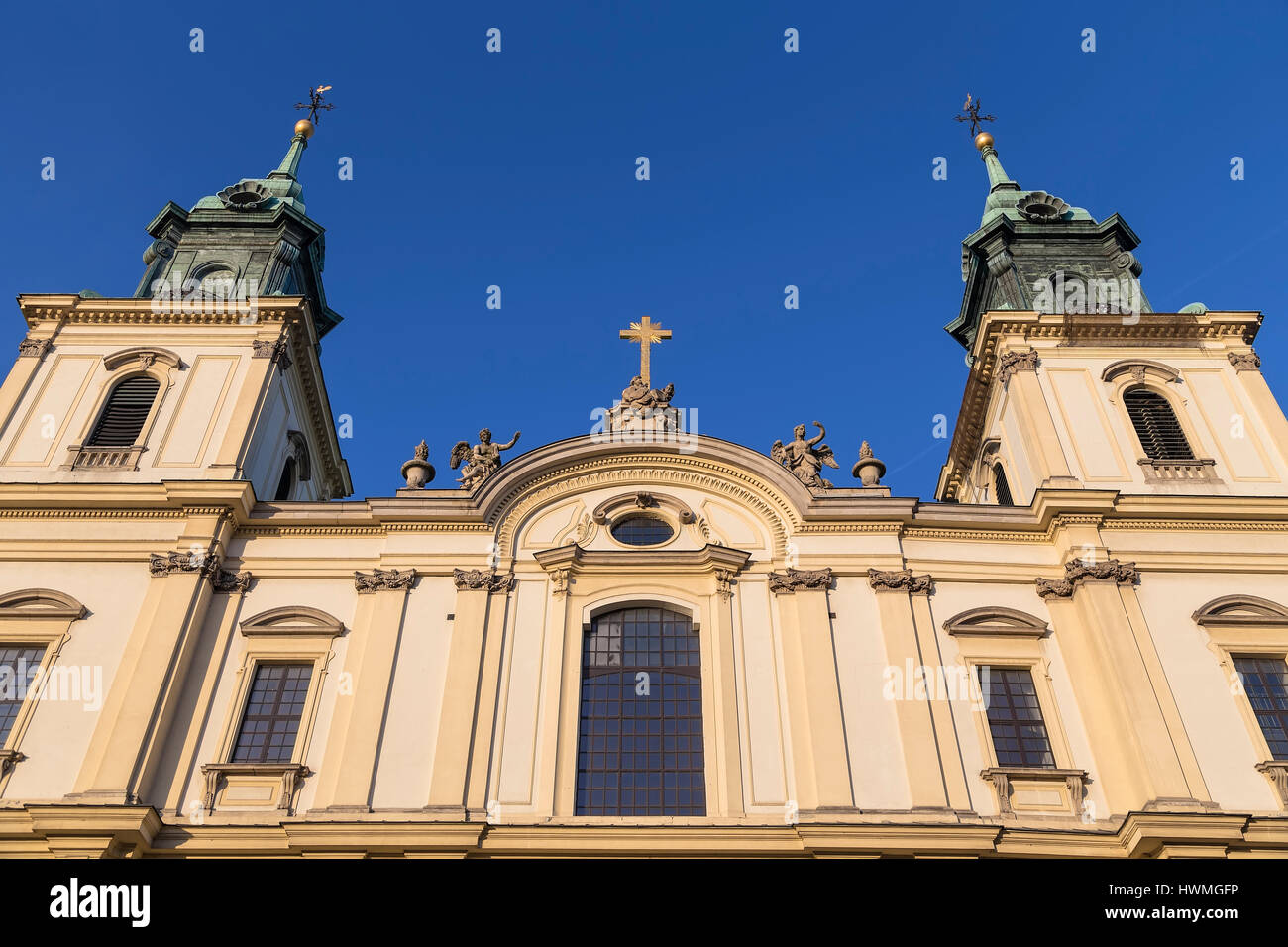 Détail de façade de la Basilique de la Sainte Croix. Varsovie. Pologne Banque D'Images