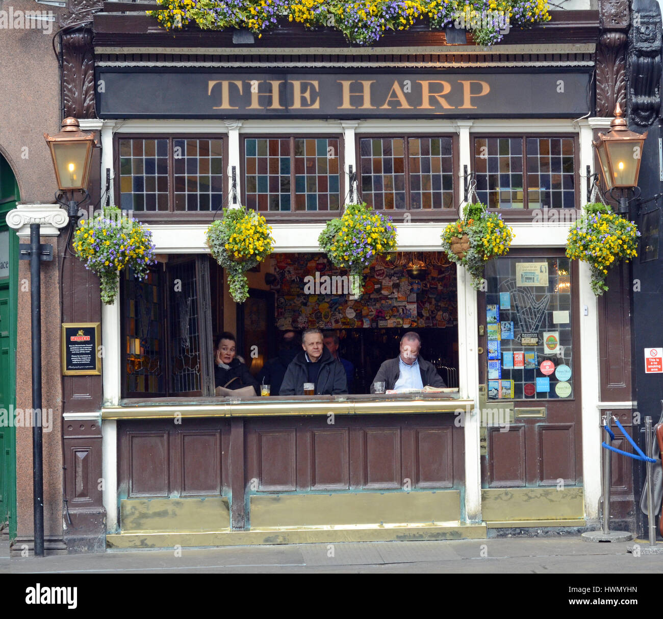 London, UK, 21/03/2017 Pub de la Harpe 47 Chandos Place London WC2N 4HS. Banque D'Images