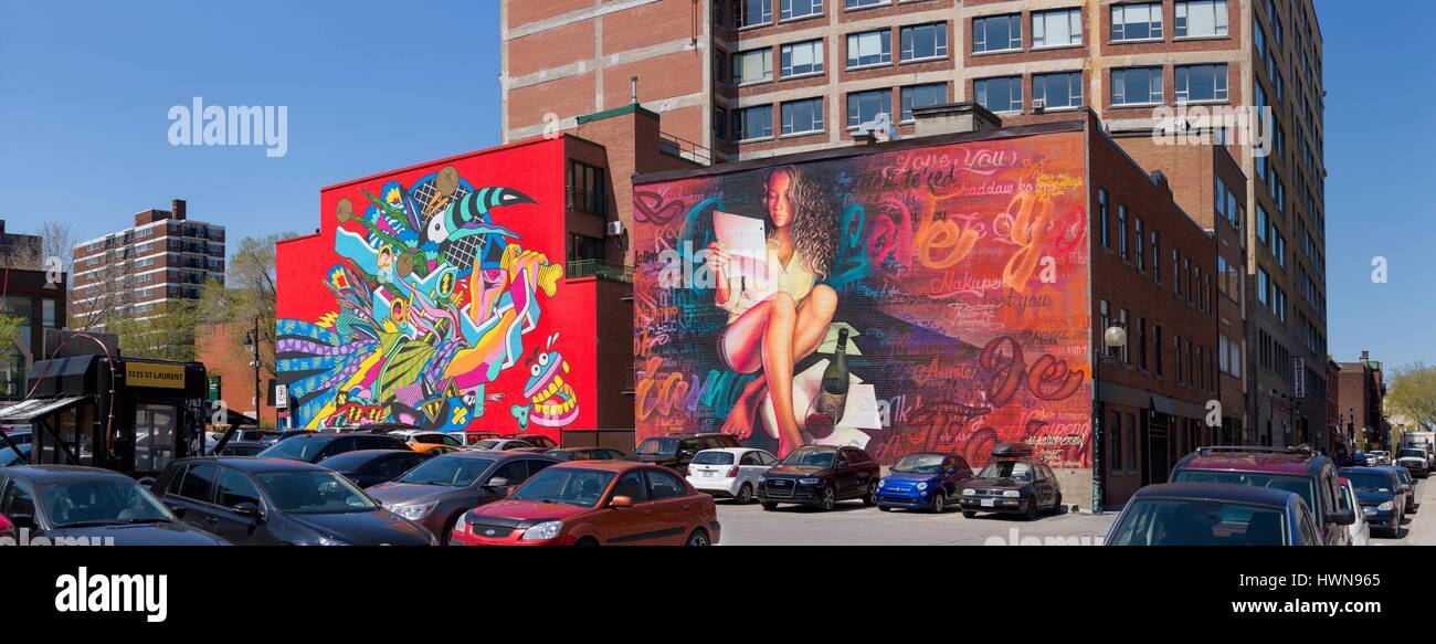 Canada, Province de Québec, MontrealTwo des œuvres majeures de la peinture murale peinture murale appelée # soyezcurieux être curieux par le collectif brésilien Bicicleta Sem Freio et les lettres d'amour par A'Shop Banque D'Images