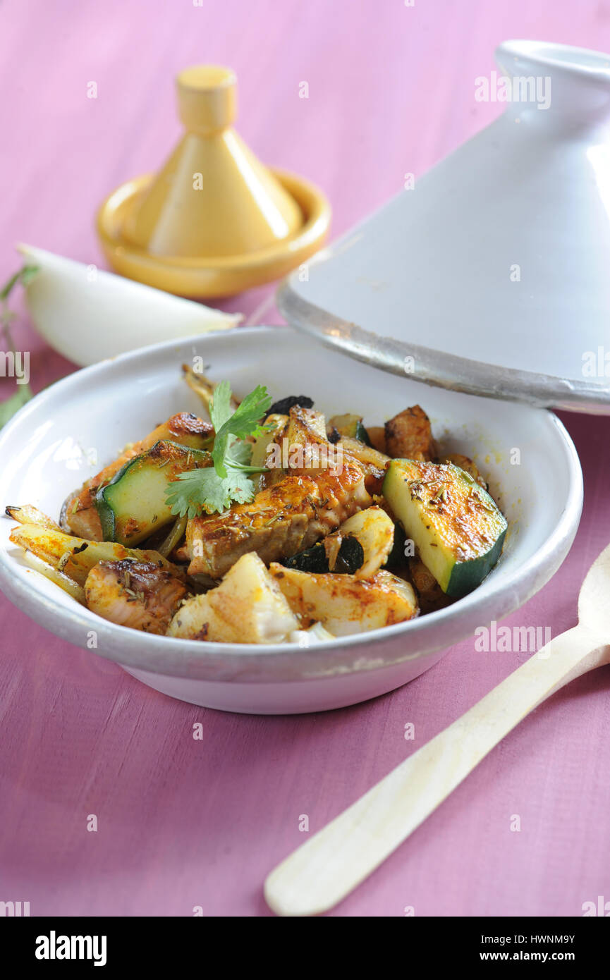 Moroccan fish tagine Banque de photographies et d’images à haute