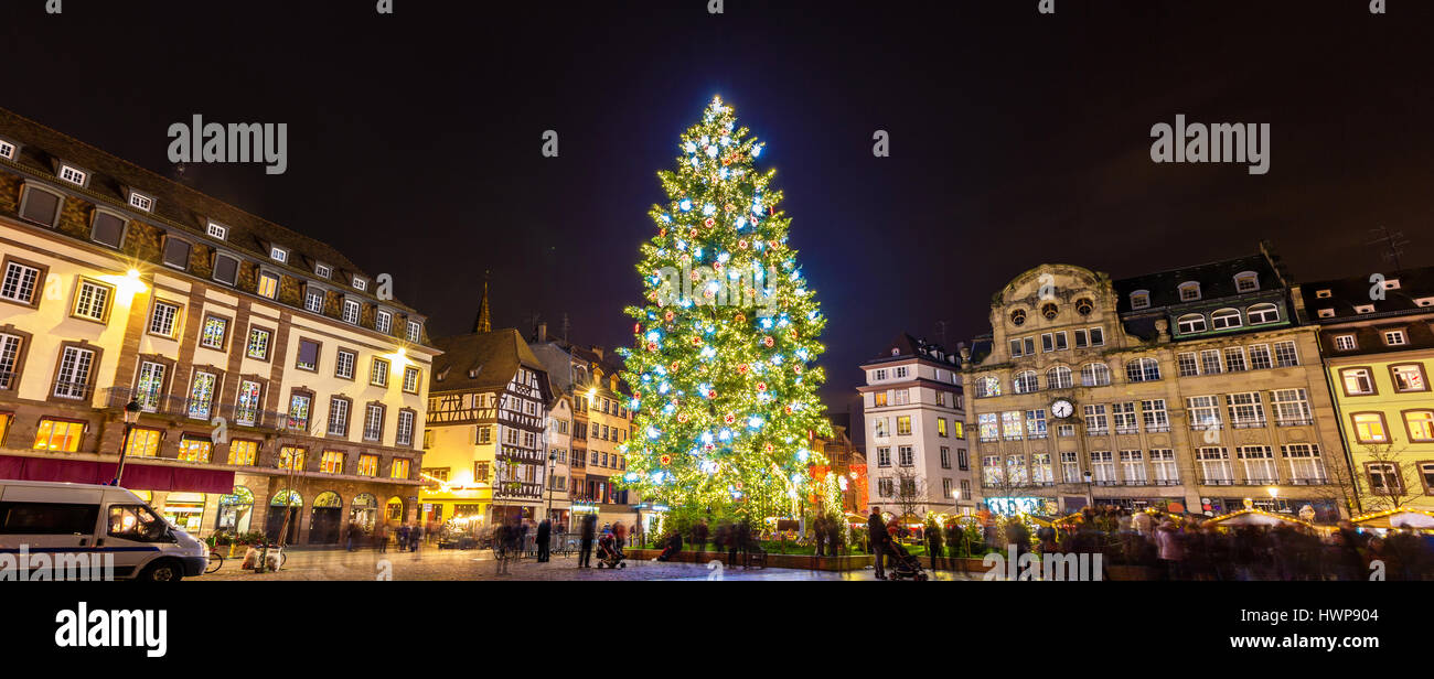 Arbre de Noël à Strasbourg, capitale de Noël". 2014 - Als Banque D'Images