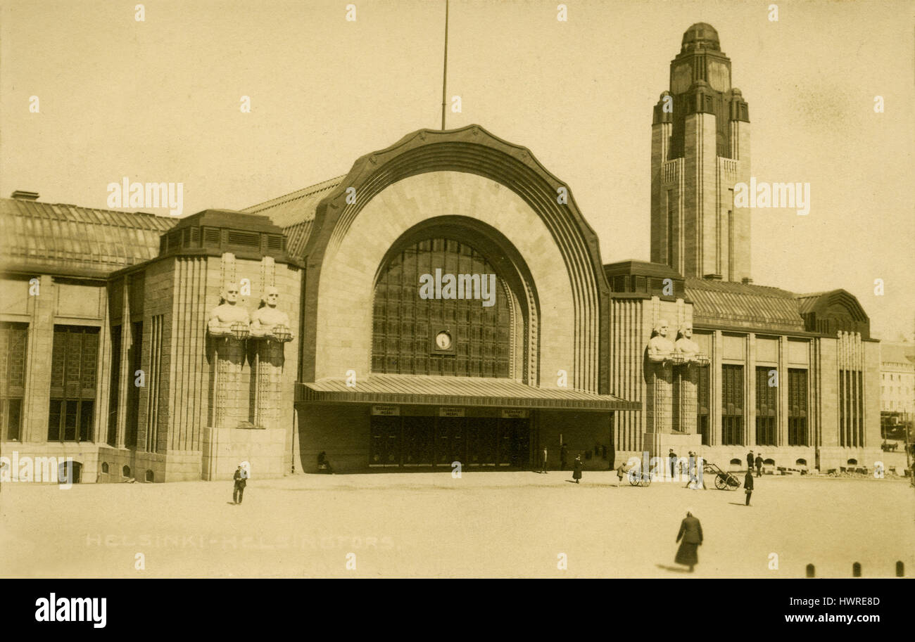 La gare d'Helsinki, 1920. La Finlande. La conception de bâtiments art nouveau par l'architecte Eliel Saarinen, achevée en 1919 station Banque D'Images