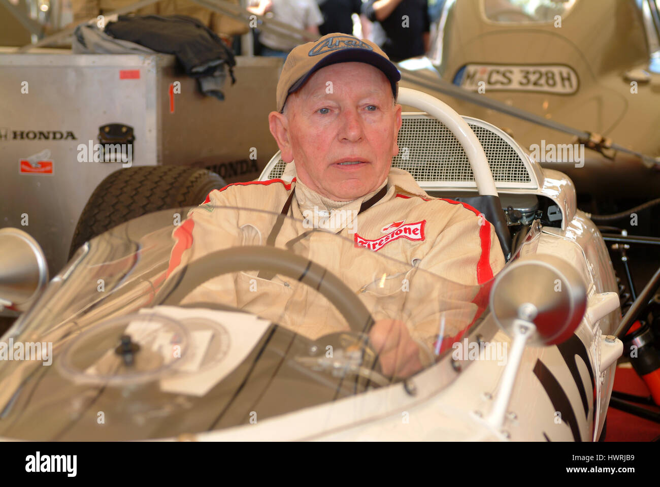 John Surtees, Festival of Speed, Goodwood, UK 2004. Moto Grand Prix et pilote de Formule 1. Février 1934 - 10 mars 2017 Banque D'Images