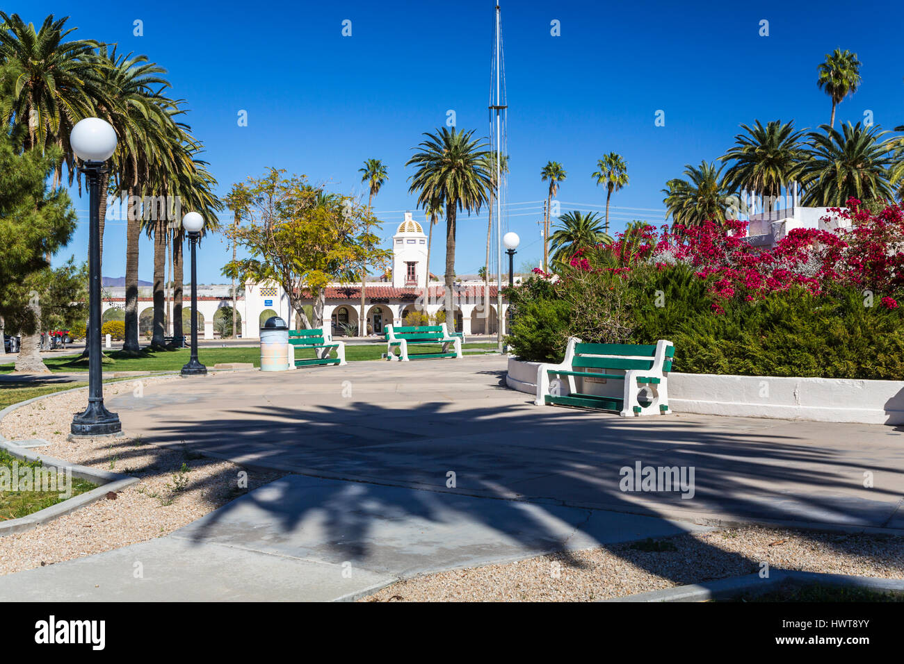 La place du village et parc plaza à AJO, Arizona, USA. Banque D'Images