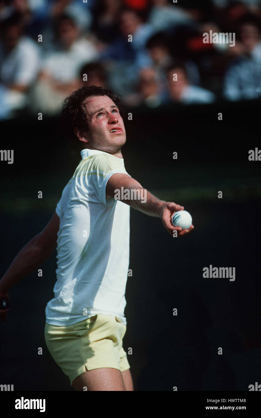 JOHN MCENROE WIMBLEDON CHAMPIONSHIP 12 Juillet 1985 Banque D'Images